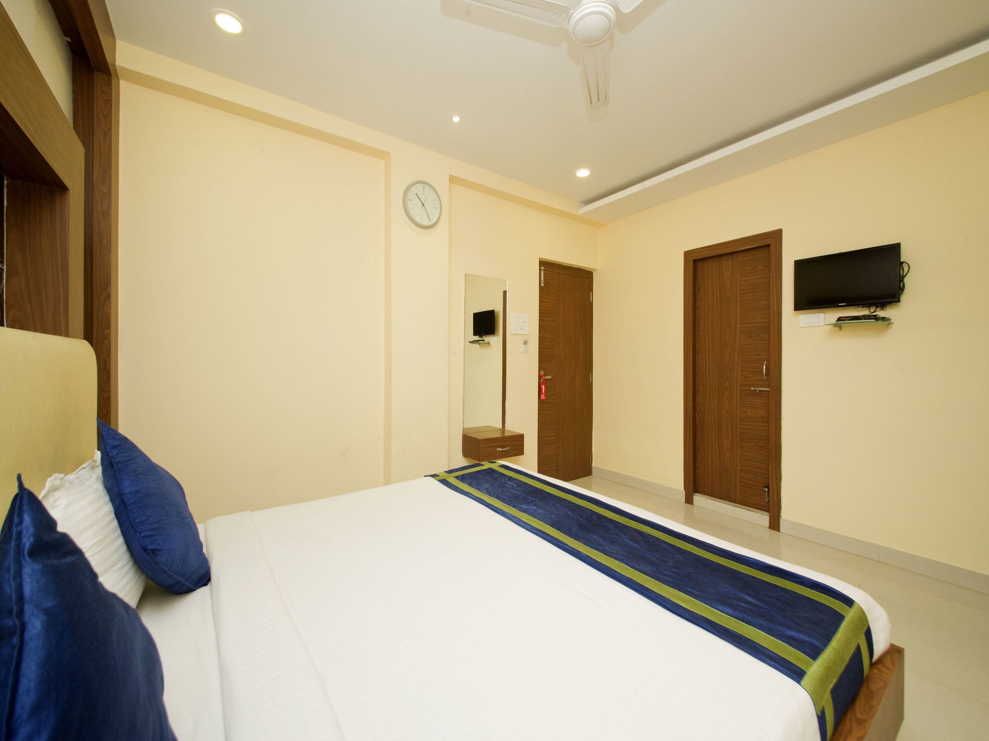 Oyo 460 Hotel Ivory Residency Kolkata Exterior photo